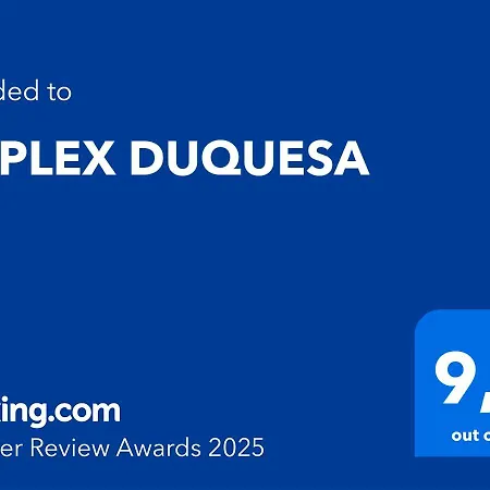 Duplex Duquesa アパート *